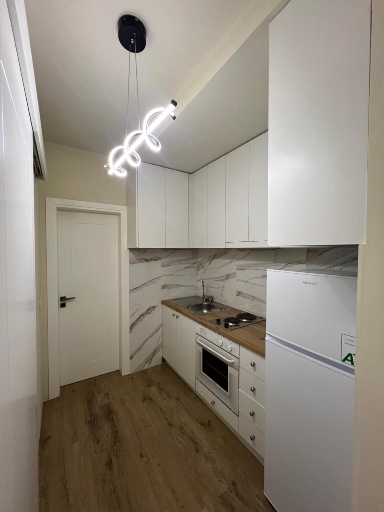 Condor Center Luxury Apartment Tirana Extérieur photo