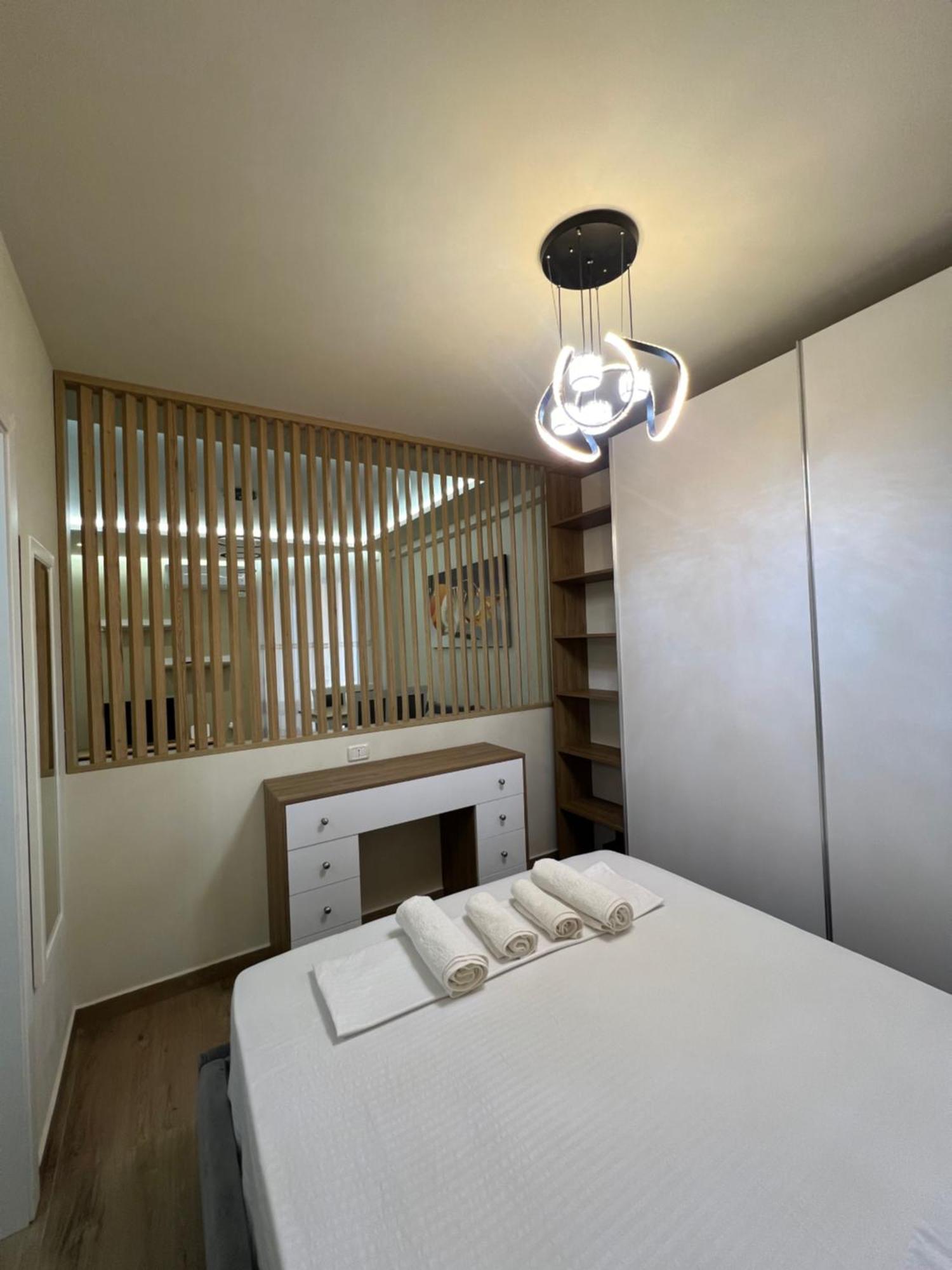Condor Center Luxury Apartment Tirana Extérieur photo