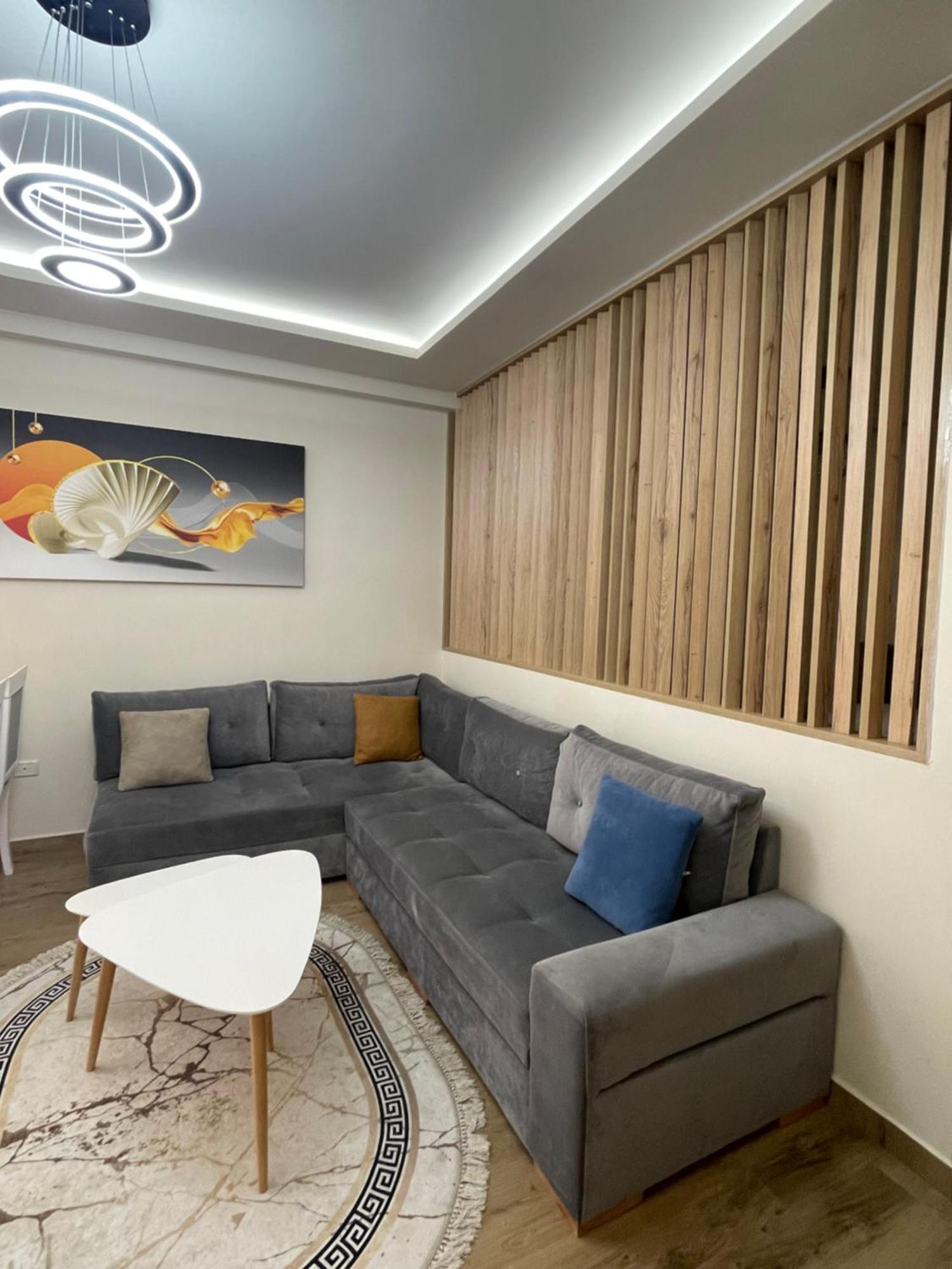 Condor Center Luxury Apartment Tirana Extérieur photo